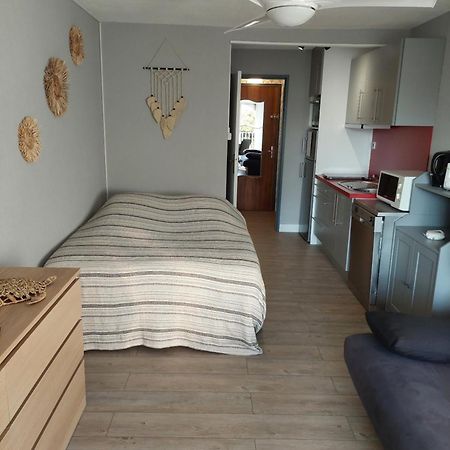 Location Studio Cap D'Агд Экстерьер фото