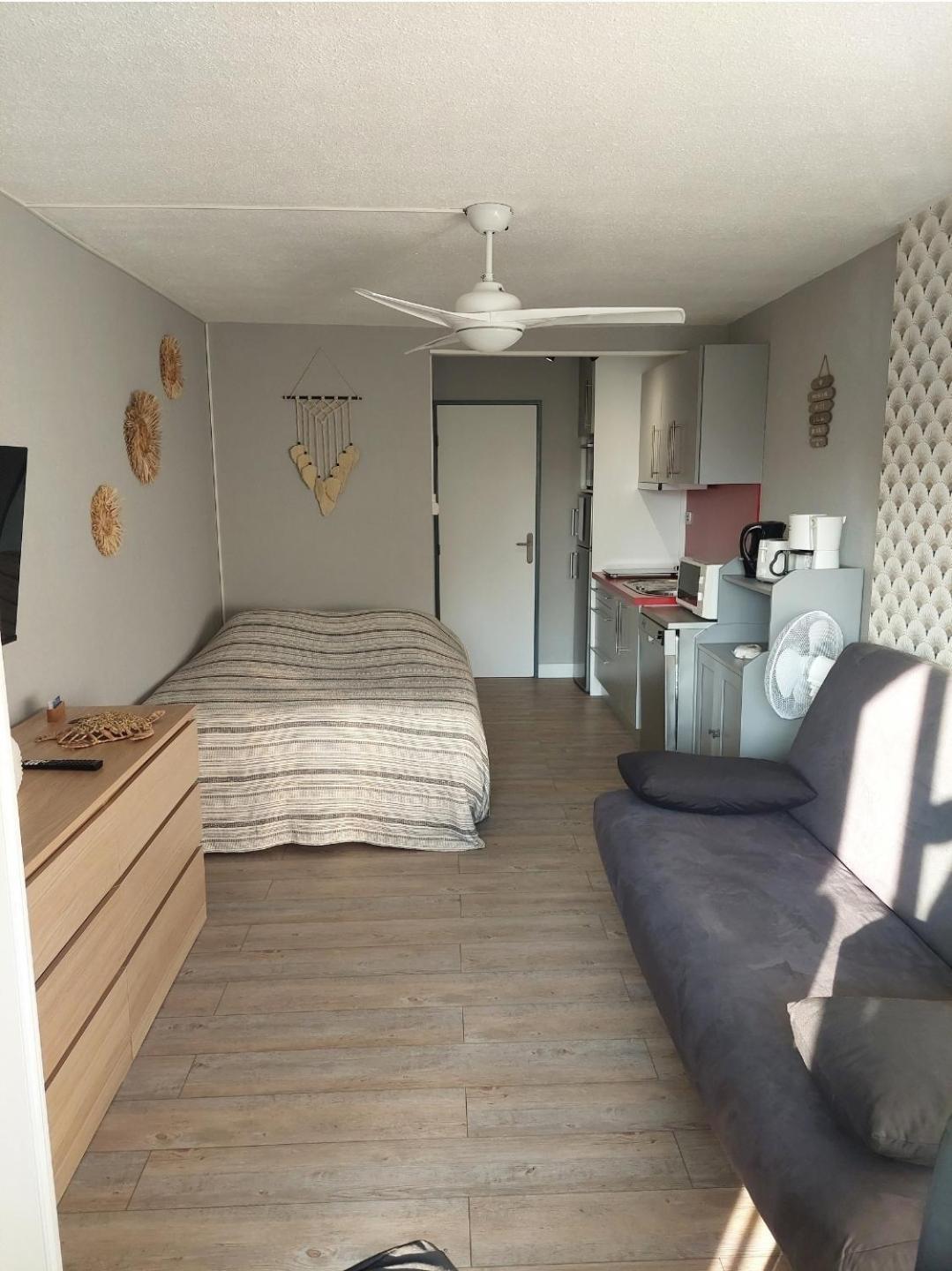 Location Studio Cap D'Агд Экстерьер фото